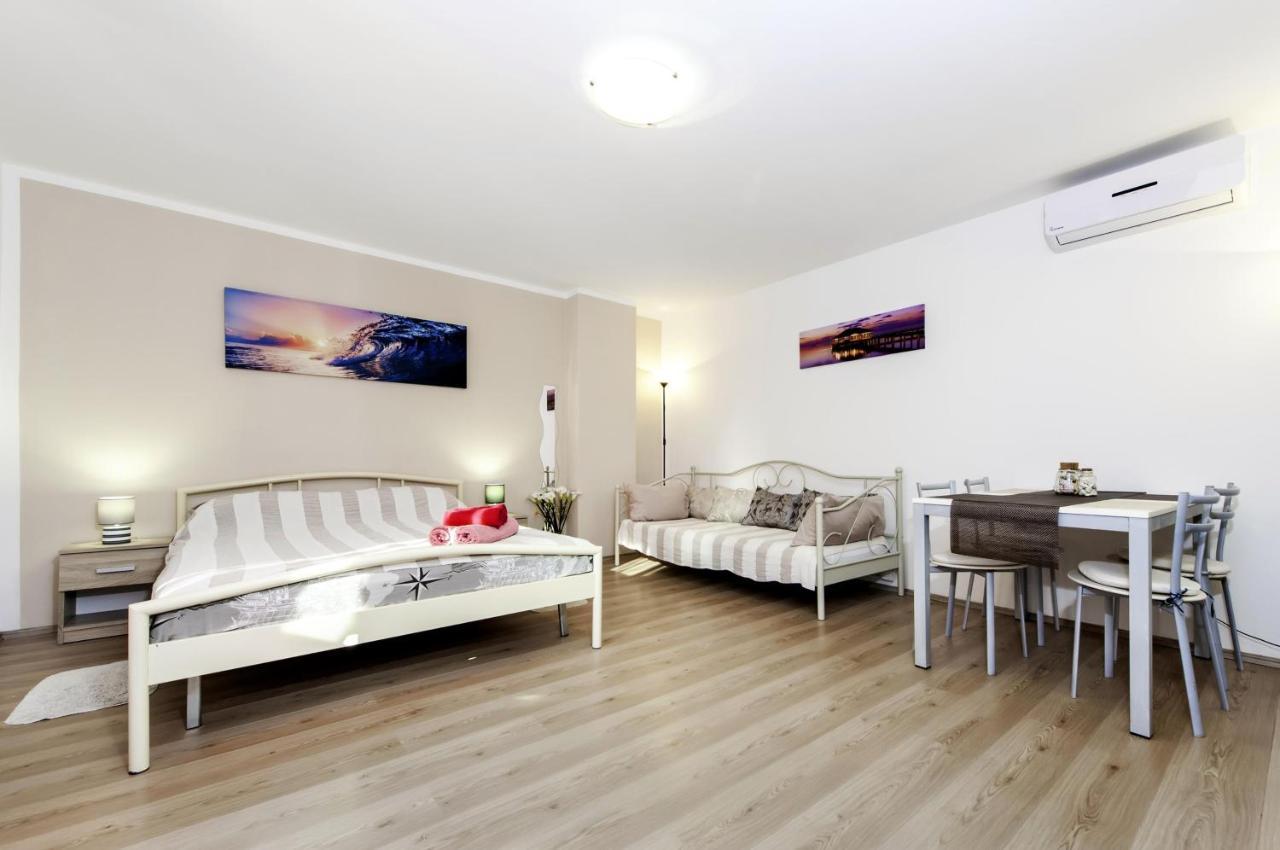 Apartment Sony *